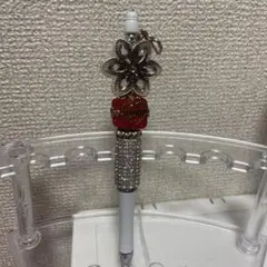 装飾ペン 花とハートのチャーム付きカスタムボールペン