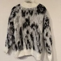 シャギーニット 白