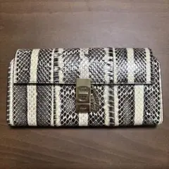 クロエ 長財布 リリー パイソン 蛇革 - メルカリ