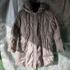 ダウンコート　ベージュ　フード取り外し可　Lサイズ　ダウン90% フェザー10%