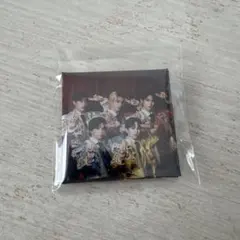 M!LK スクエア缶バッジ