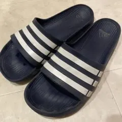 アディダス　adidas ビーチサンダル ネイビー/ホワイト　27cm