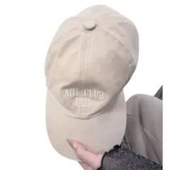 GU キャップ ベージュ
