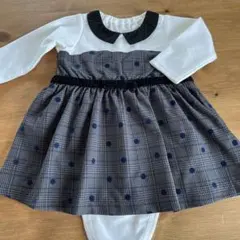 ワンピースとカーディガン