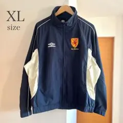 ナイロンジャケット umbro