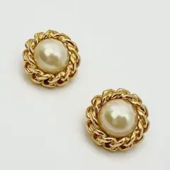 Item thumbnail for item 8ee0f189-cad2-4557-a15b-557d02ea158d