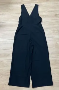 UNIQLO Vネック サロペット ブラック Sサイズ
