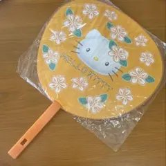 ハローキティ うちわ 日焼けキティちゃん 当時物 - メルカリ