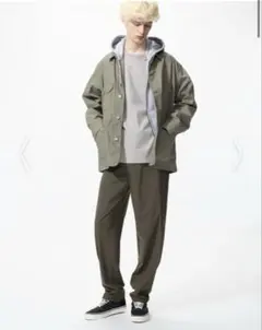 UNIQLOユニクロ　ウルトラストレッチパンツM オリーブ丈長め