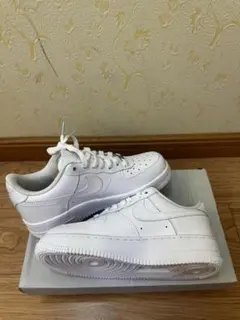 NIKE AIR FORCE 1 07 ホワイト26.0cm