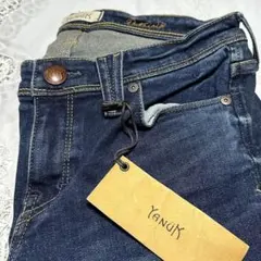 新品タグ付 初代 YANUK PATRICIA スキニー 日本製 28