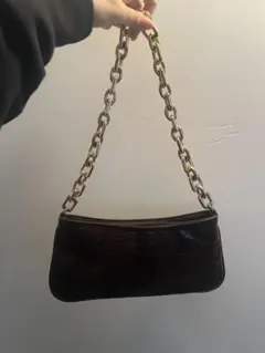 ZARAのチェーンショルダーバッグ