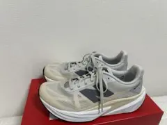 【美品】New Balance FuelCell Rebel v5 25cm