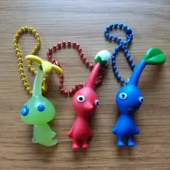 ピクミン マスコット＆フルーツグミ 2　ヒカリ　赤　青　キーホルダー　キーリングのサムネイル