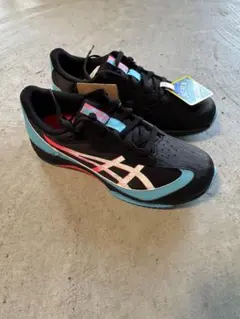 ASICS レーザービーム 22.5 3E