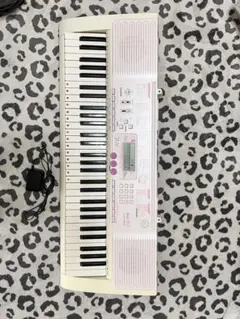 CASIO LK-105 ピンク 61鍵 マイク付き - メルカリ