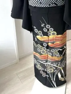 黒留袖♦︎袷♦︎正絹♦︎鶴と松と風景 - メルカリ