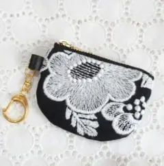 完成品 ミナペルホネン smile flower ネイビー ミニポーチ