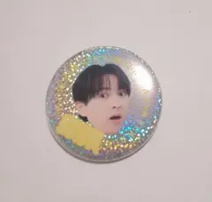 M!LK　のぞいてみるく？展　吉田仁人　缶バッジ