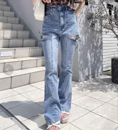 【新品未使用】INGNI サイドリボンカットアウトフレアデニムパンツ Mサイズ