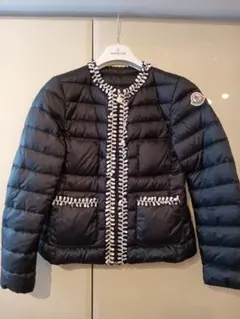 MONCLER ノーカラー ダウンジャケット ブラック