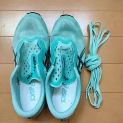ASICS ミントグリーン シューズ