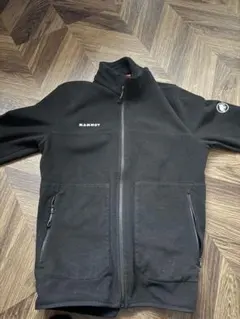 MAMMUT ブラック フリースジャケット