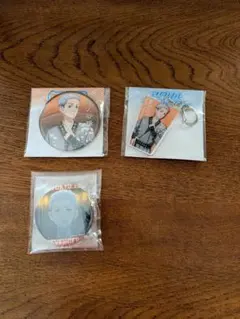 東京リベンジャーズ　三ツ谷隆　 缶バッジ 　アクリルキーホルダーセット