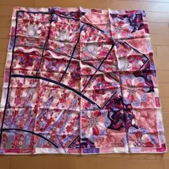 LOEWE シルクスカーフ