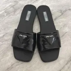 PRADA ブラック サンダル　23cm