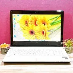 Corei7✨8GB✨Win11✨すぐ使えるノートパソコン✨カメラ付✨ブルーレイ