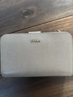 フルラ 折り財布