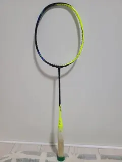 ◎限定セール◎☆美品☆【廃盤品】アストロクス77 4UG5 イエロー アストロクス77 限定カラー廃盤品 4UG5 ゆう様限定【廃盤】YONEX