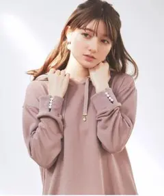 【新品・未使用】完売品 パール付き裾フレアパーカーワンピース