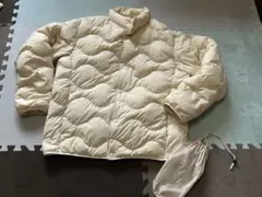 ユニクロ　ウルトラライトダウン　Lサイズ アイボリー