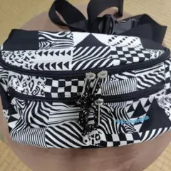 コロンビアウエストバッグ