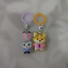 めじるしアクセサリー　ズートピア　ミニチャーム　ジュディ、ニック