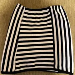 Tシャツ1枚　　スカート1枚のサムネイル
