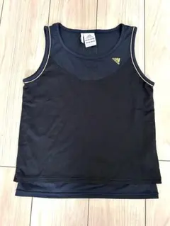 adidas レイヤード風　ヨガウェア タンク トップ ブラック