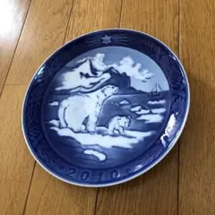 ロイヤルコペンハーゲン  イヤープレート　2010年　希少　新品未使用 2025年最新】ロイヤルコペンハーゲンイヤープレート2010の人気アイテム