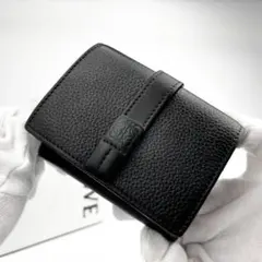 LOEWE ロエベ 三つ折り財布のサムネイル