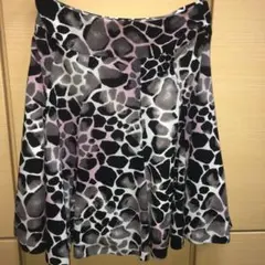 スカート　膝丈のサムネイル