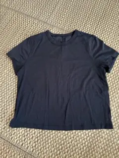 ルルレモン Tシャツ