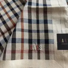 DAKS ハンカチ チェック柄 ベージュのサムネイル