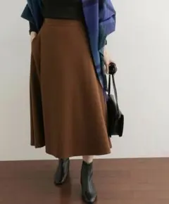 起毛ツイルフレアスカート　アーバンリサーチ ドアーズ　フリーサイズ