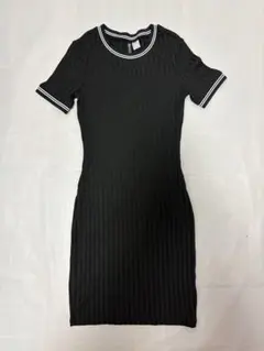 H&M Divided 半袖ワンピースのサムネイル