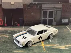 Hot Wheels ミニカー ニッサン　ローレル　改造　ホワイト 71