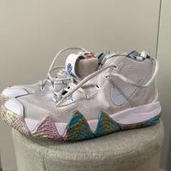 カイリー4 Kyrie4 GS '90S' 25センチ - メルカリ