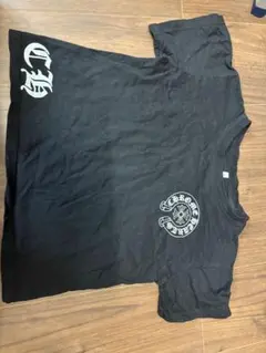 黒いロゴ入りTシャツ 120