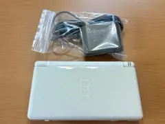 ニンテンドーDSLite クリスタルホワイト 本体 充電器付-1803